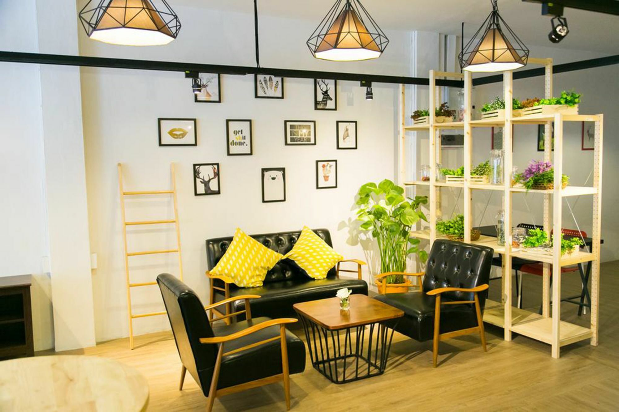 Folk Poshtel Silom Bed & Breakfast Bangkok Luaran gambar