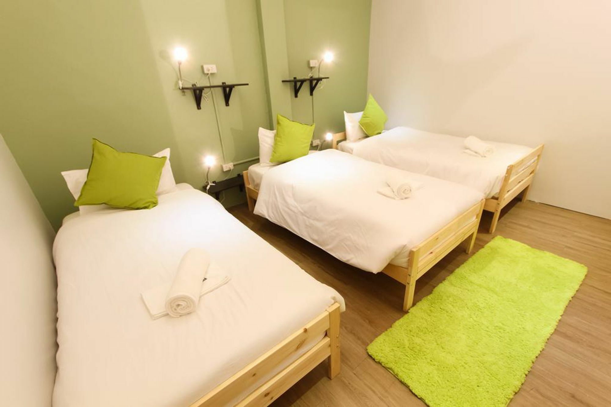 Folk Poshtel Silom Bed & Breakfast Bangkok Luaran gambar