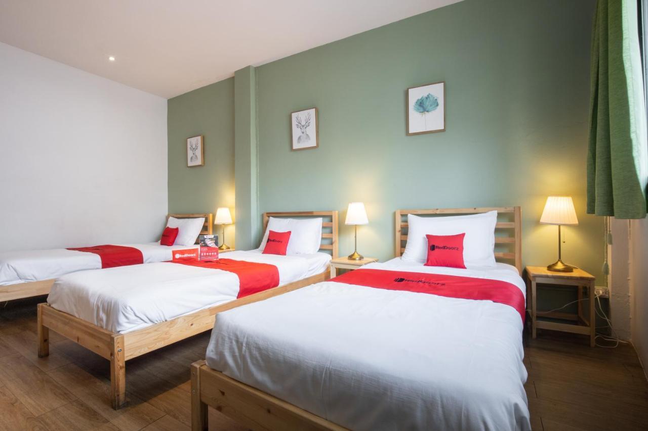 Folk Poshtel Silom Bed & Breakfast Bangkok Bilik gambar