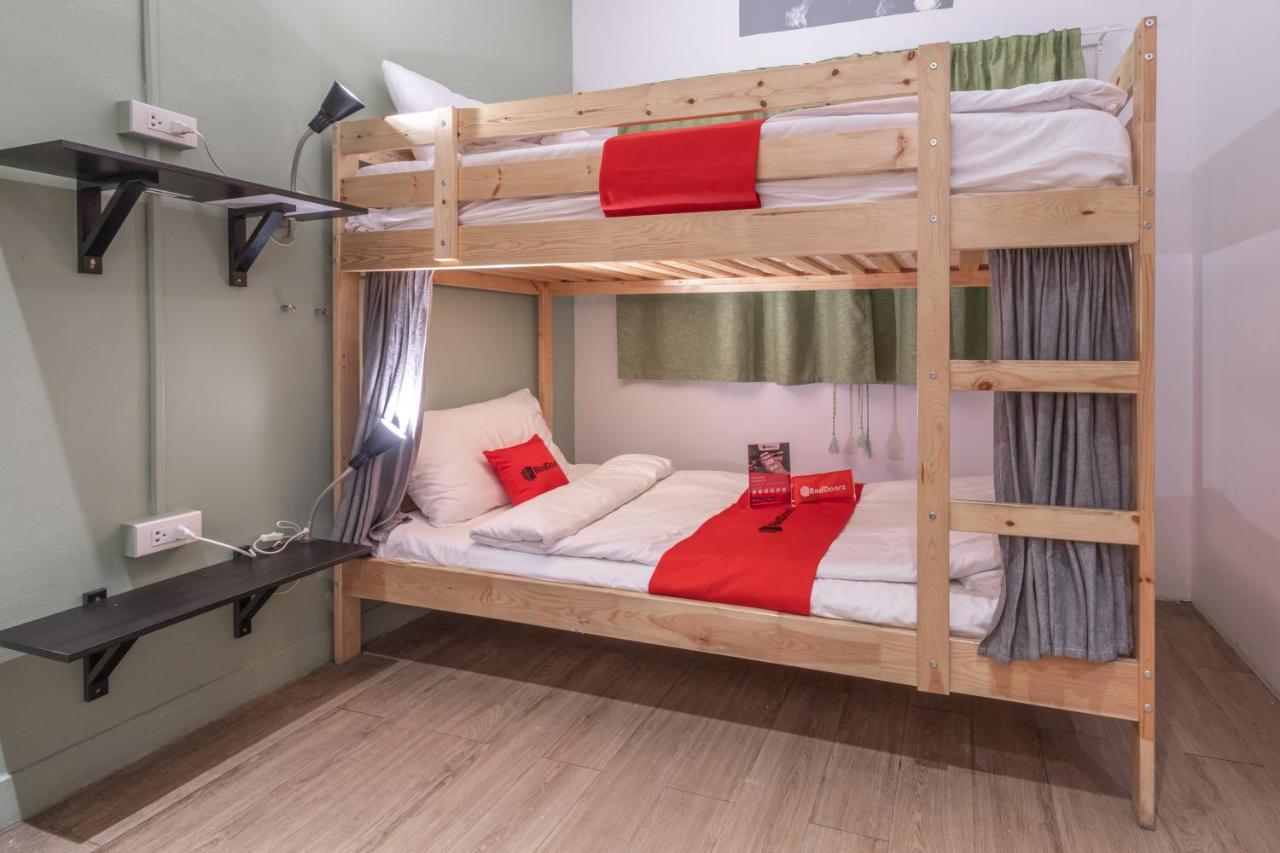 Folk Poshtel Silom Bed & Breakfast Bangkok Bilik gambar