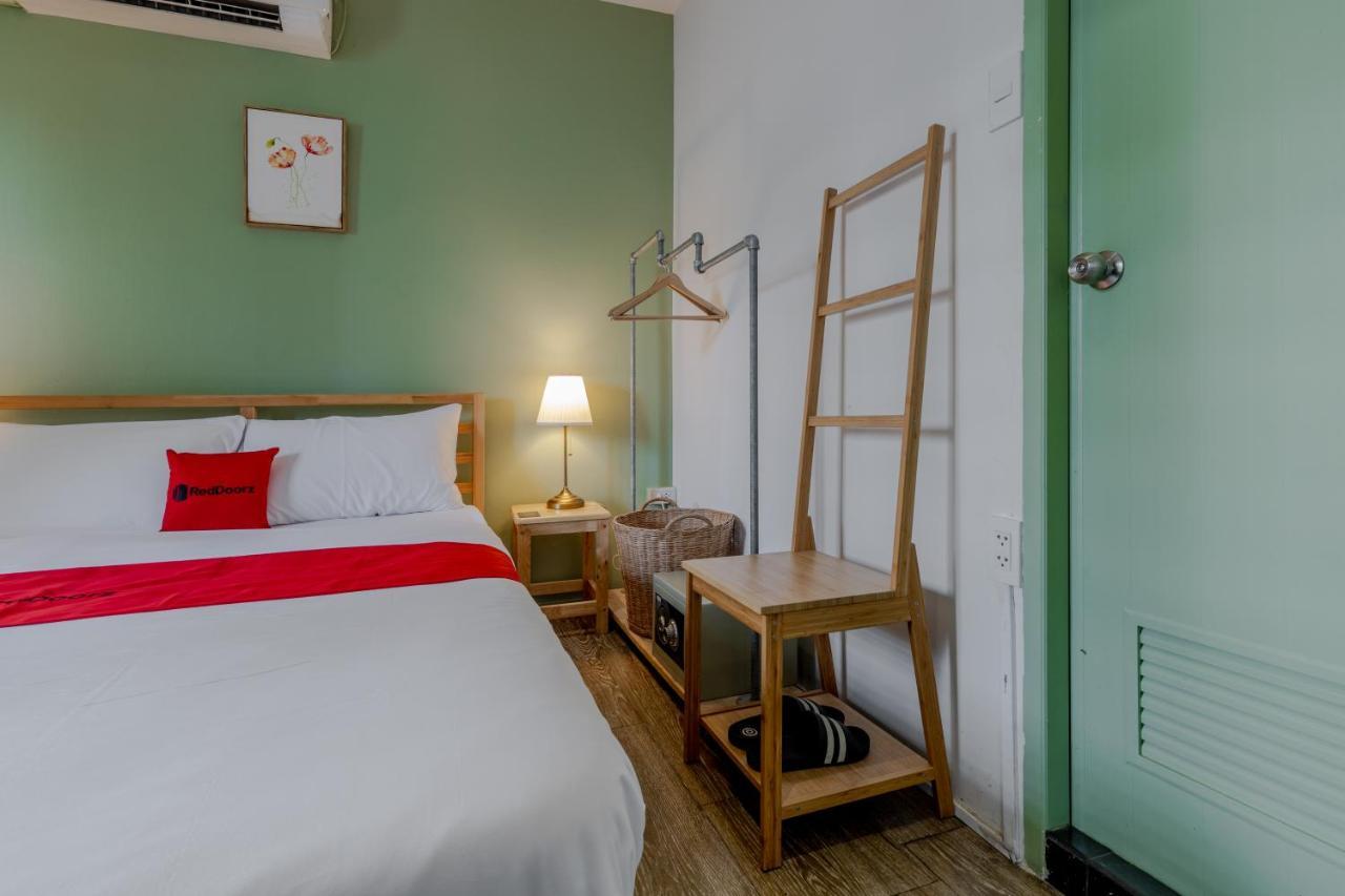 Folk Poshtel Silom Bed & Breakfast Bangkok Bilik gambar